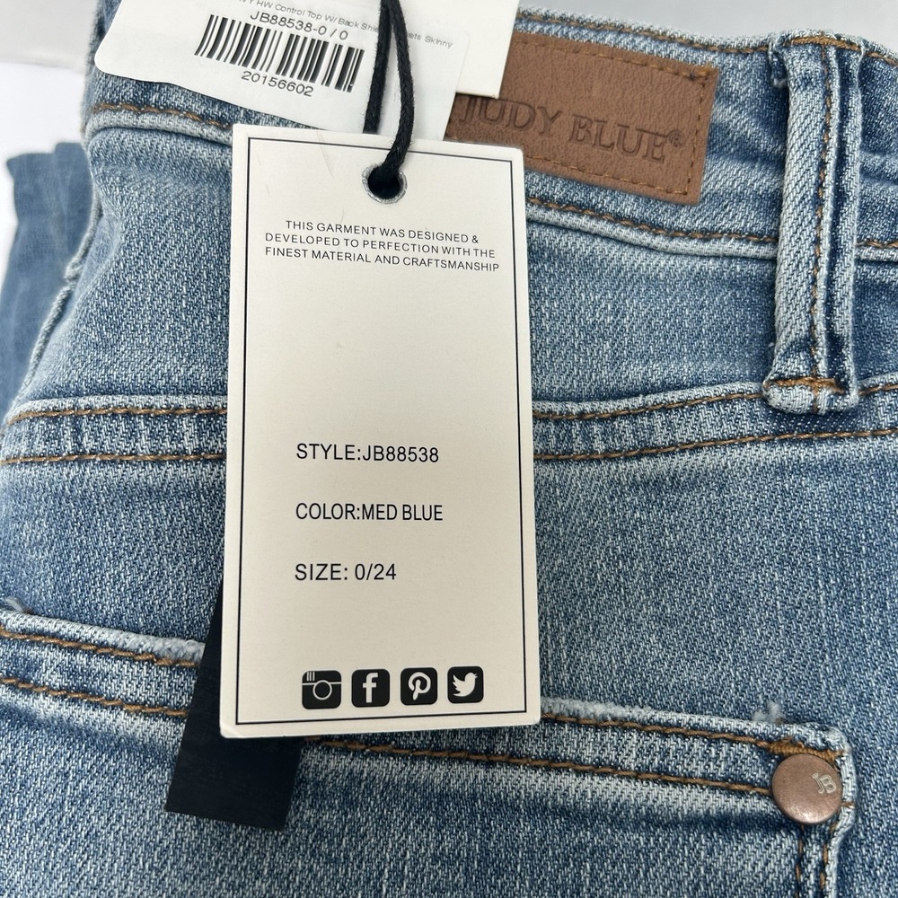 Judy Blue NWT Tummy Control Skinny Fit Hi-Rise Denim Jean Size 0/24 Style #88538 - Picture 2 of 7